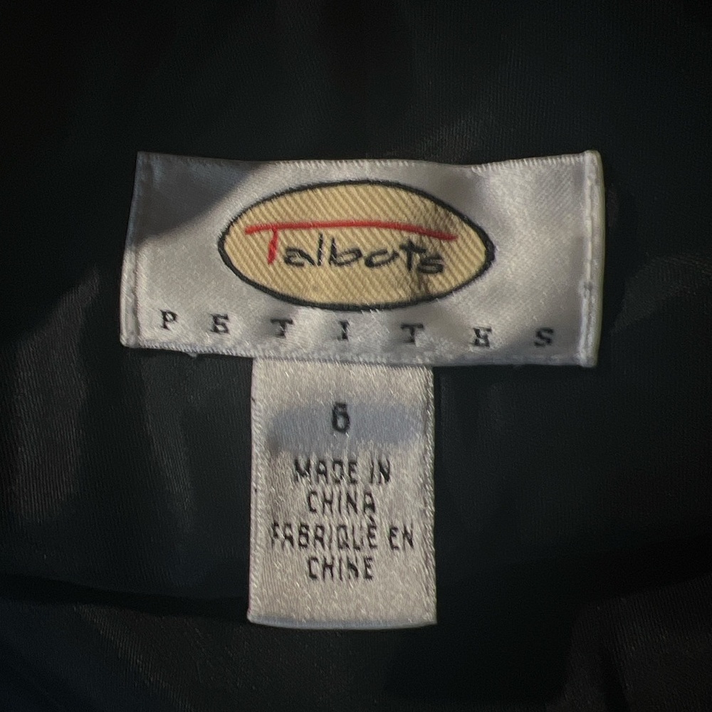 Talbots EUC black v neck, body con, layered front, high low dress. Size 6 - Picture 2 of 6